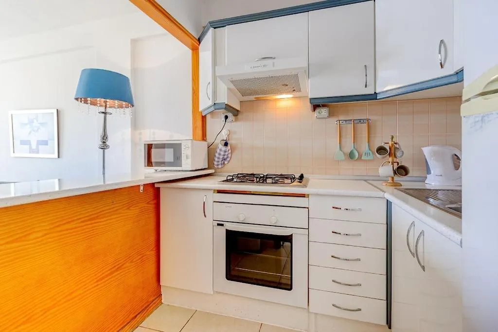 Ocean View 2Bedroom Apartment In Los Cristianos, Heated Pool, 3 Minutes To Beach Los Cristianos