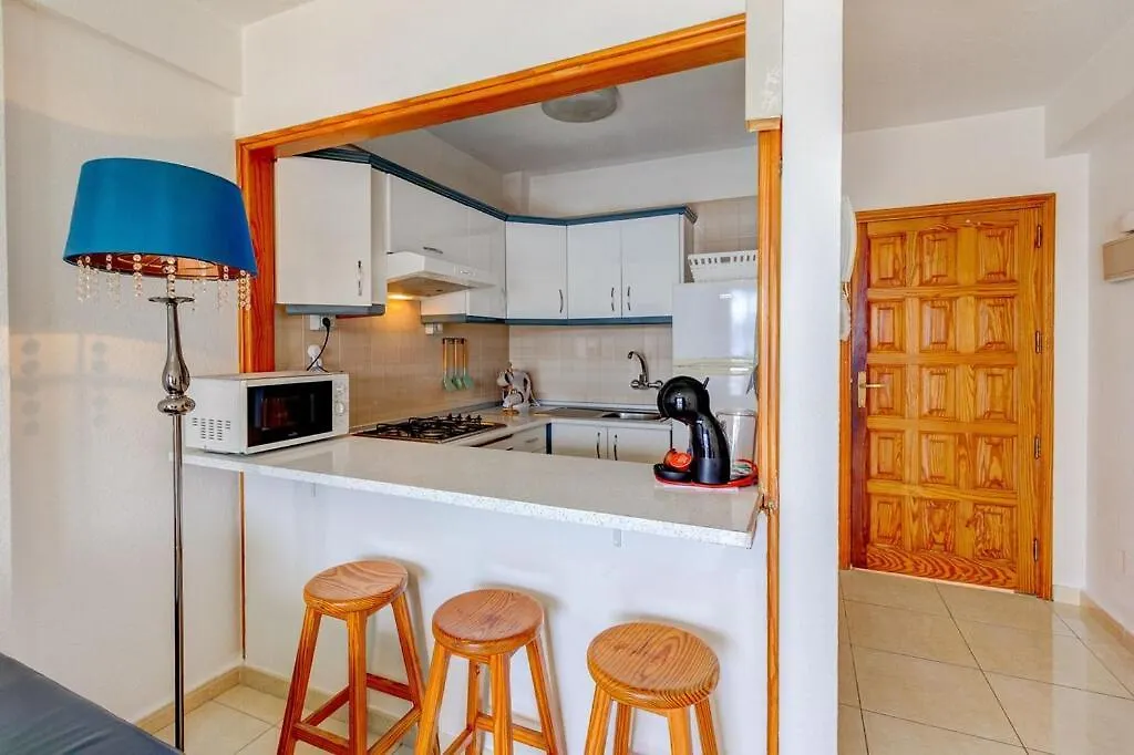 Ocean View 2Bedroom Apartment In Los Cristianos, Heated Pool, 3 Minutes To Beach Los Cristianos